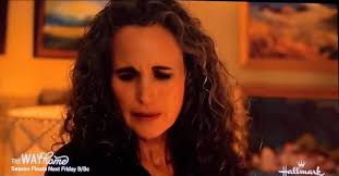 How did Ali and Evelyn get a ride to the beach?