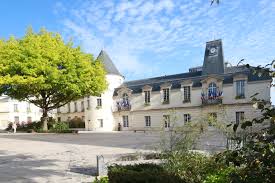 Hotel De Ville Ville De Clamart