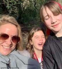 Tamzin Outhwaite would give her boyfriend her blessing if he wanted to  leave her to start a family