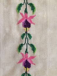 kupeli cicek deseni seccade etamin isleme kanavice ornekleri kanavice tasarimlari kanavice