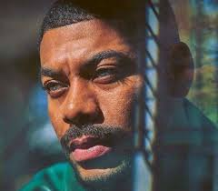 Can I get so rose 🌹 from my fans