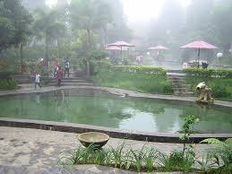 Harga tiket masuk ancol meliputi aneka objek wisata yang ada di dalamnya. Kolam Renang Air Hangat Little House Of Rena