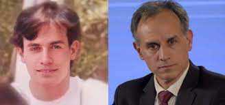 Esta imagen de hugo lópez gatell fue tomada en 1987, en su papel de representante de la facultad de medicina. Antes De Ser Medico Hugo Lopez Gatell Fue Rockero Revista Caras