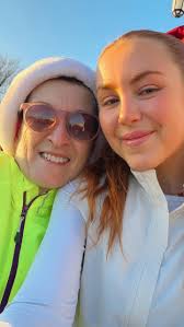 Run a 10KM PB with me😎🏃🏼‍♀️⚡️😮‍💨 The best time running at @brighton10k  at the weekend & what a race to finish the year off with💥 First time  running in my @shorehamcoasters top