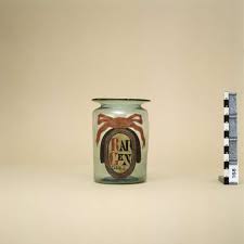 Glass Apothecary Jar Lek