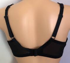 Podprsenka braletka krajková Linda černá