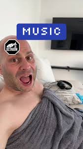 Lucas Alexander ft Local