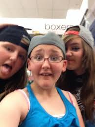 sara baney (@TWD7348)