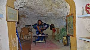 Casa rural en teruel posada de mosqueruela. Las Casas Cueva Y Mina De Libros Teruel Meraviglia
