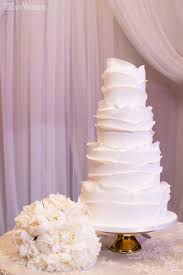 Also included are images of beautiful wedding cakes with cake toppers can transform even the simplest cakes to look exotic and so i made sure to include trendy wedding cake topper ideas to inspire you. 20 Wedding Cake Trends We Love Elegantwedding Ca