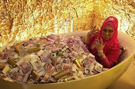 Pertama kali suami makeup, hadiah hari jadi untuk bellaz! Kekayaan Melampau Datuk Seri Vida Azhan Co