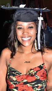 Elizabeth Castaldi's Instagram, Twitter & Facebook