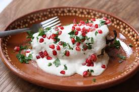 How to make a proper chile en nogada