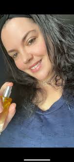 I think this is the perfect Mother's Day gift to treat your mum to a  relaxing pamper with the soothing scent of lavender 💜 Available now, all 6  for just £10 with