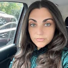 Melissa Donia's Instagram, Twitter & Facebook