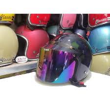 Helm bogo kaca datar yang terinpirasi desain helm penerbang tempo dulu ini pas banget buat kamu yang mengendarai motor jenis vespa. Helm Bogo Classic Dewasa Hitam Kaca Datar Pelangi Shopee Indonesia