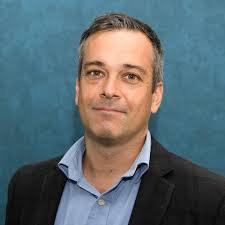 Robert Stufflebeam's Instagram, Twitter & Facebook