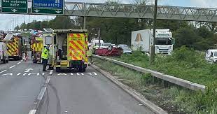 The woman who died in a road traffic collision on the a1 on friday night has been named. Live A1 Traffic Updates As Emergency Services Rush To Crash Near South Mimms Hertslive