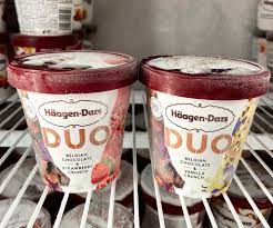 Duo dark chocolate & salted caramel crunch velvety dark chocolate ice cream and caramel sauce meets salted caramel ice cream and crunchy chocolate shards. Haagendazsduo Hashtag On Twitter