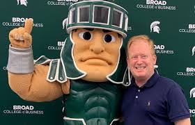 Eric Colchamiro's Instagram, Twitter & Facebook