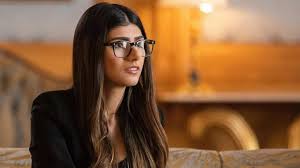 Mia khalifa (sometimes billed as mia callista) is raising eyebrows all over the world. Mia Khalifa Quotes Inspire Yourself With These Great Sayings Film Daily