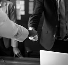Melalui kontrak terciptalah perikatan atau hubungan hukum yang menimbulkan. Contoh Sales Contract Dan Cara Pembuatannya Karinov Co Id