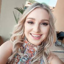 Angela Pressler's Instagram, Twitter & Facebook