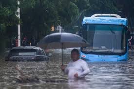 Sedikitnya ada 11 kali banjir raya. Foto Awal Tahun 2020 Jakarta Lumpuh Dikepung Banjir Idn Times Jabar
