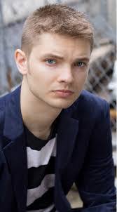 Benjamin Hoyer's Instagram, Twitter & Facebook