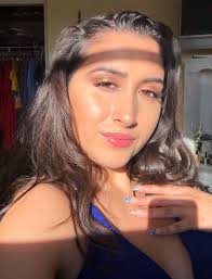 Julia Avalos (@_juliaavalos_)