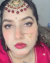 Kamal Kaur's Instagram, Twitter & Facebook