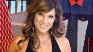 Cheryl Rios's Instagram, Twitter & Facebook