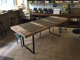 Tapis des jambes de chaise et table en silicone, protection antidérapante du pied de chaise, protection du sol en bois, lot de 16 pièces. 2 Pieds Acier Rectangulaires Creation Table Industrielle Design Acier