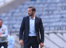 Jun 22, 2021 · orlando pirates striker gabadinho mhango claims to have no issue with coach josef zinnbauer having regularly given preference to deon hotto last season. Pirates Grants Zinnbauer Leave Enca