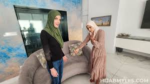 Skinny screw with Fiona Frost and Isabel Love - PORNSTARS.TUBE