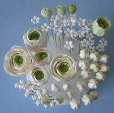 The Petalsweet Blog Sugar Flower Ranunculus Cake Topper Sugar Flowers Tutorial Sugar Flowers Fondant Flower Tutorial