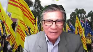 Ngày 01/11/225: Cộng sản Việt-Nam đang đánh tư sản người dân như sau  30.4.1975