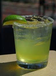 How To Make A Margarita With A Blender Skinny Cocktail Recipes Margarita Recipes Virgin Margarita