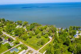 Graced with the beauty of blue glimmering lakes, endless scenic land, and wildlife, the grasshopper valley ranch is a rare opportunity to own a one of a kind. 7281 Lake Rd Madison Oh 44057 Loopnet Com