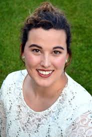 Congratulations to the following #baylormusic students and alumni who have  recently advanced to the district level of the 2020-2021 Metropolitan Opera  National Council Auditions!: Charity Cooper, mezzo-soprano (Masters  candidate, Vocal Performance) Michael