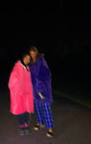 Aesthetic night late night / pin on chocolate aesthetic : Late Night Walks Best Friends Aesthetic Best Friend Hug Friends Hugging