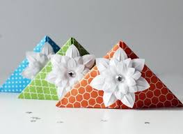 Learn How To Make An Origami Corner Bookmark Cute Origami Origami Design Corner Bookmarks