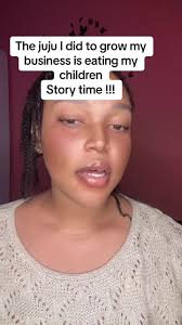 The Man That Does Snake Juju in Dubai and Get More Money