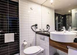 Dresden hbf train station is nearby, about 900 metres away. Holiday Inn Express Dresden City Centre Dresden