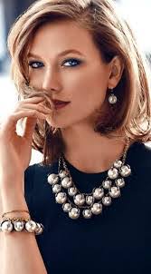 Blanca Ballesteros's Instagram, Twitter & Facebook