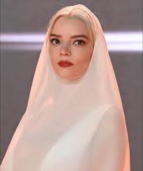 stilgar: THIS ONE NEEDS A HUSBAND! muaddib: ........