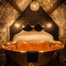 Vergelijk beoordelingen en vind deals voor hotels in met skyscanner hotels. The Crazy Bear Group Crazybeargroup Twitter