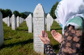 Marchers, including a survivor of the 1995 srebrenica massacre, commemorated the 20th anniversary of the mass killing of muslim men and boys by. Bosnia Muslims Mourn Their Dead 25 Years After Srebrenica Massacre International Shia News Agency