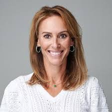 Shari Brenner's Instagram, Twitter & Facebook