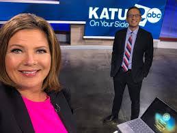 Deb Knapp's Instagram, Twitter & Facebook